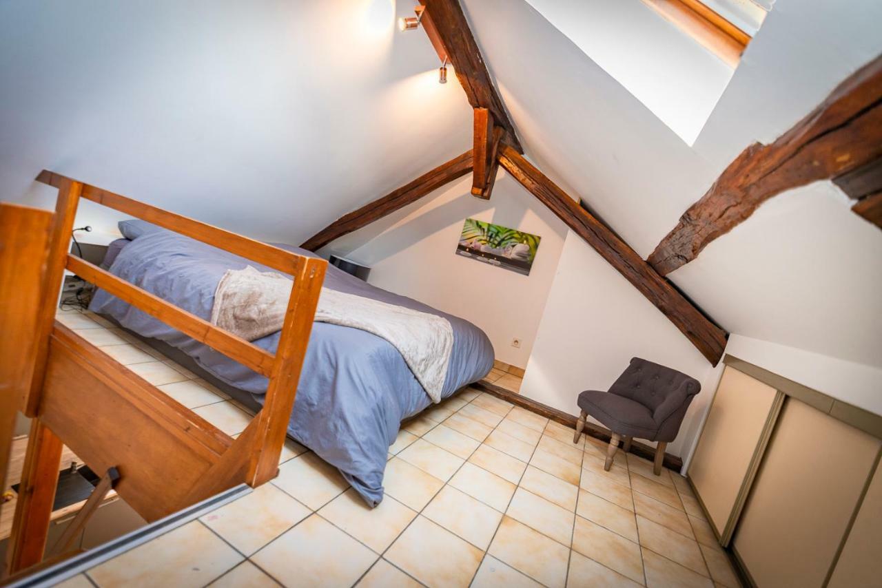 DUPLEX dans CENTRE VILLE  Troyes Exterior foto
